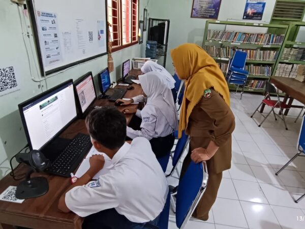 fasilitas Teknologi dan Informasi